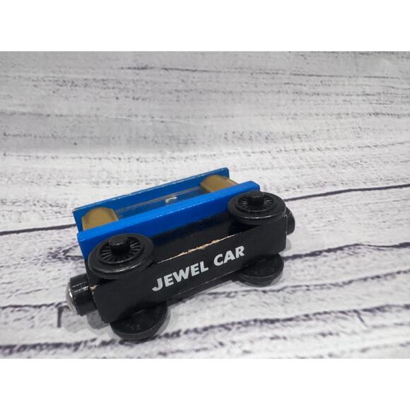 Vintage Thomas & Friends Wooden Railway Jewel Car - Picture 4 of 4